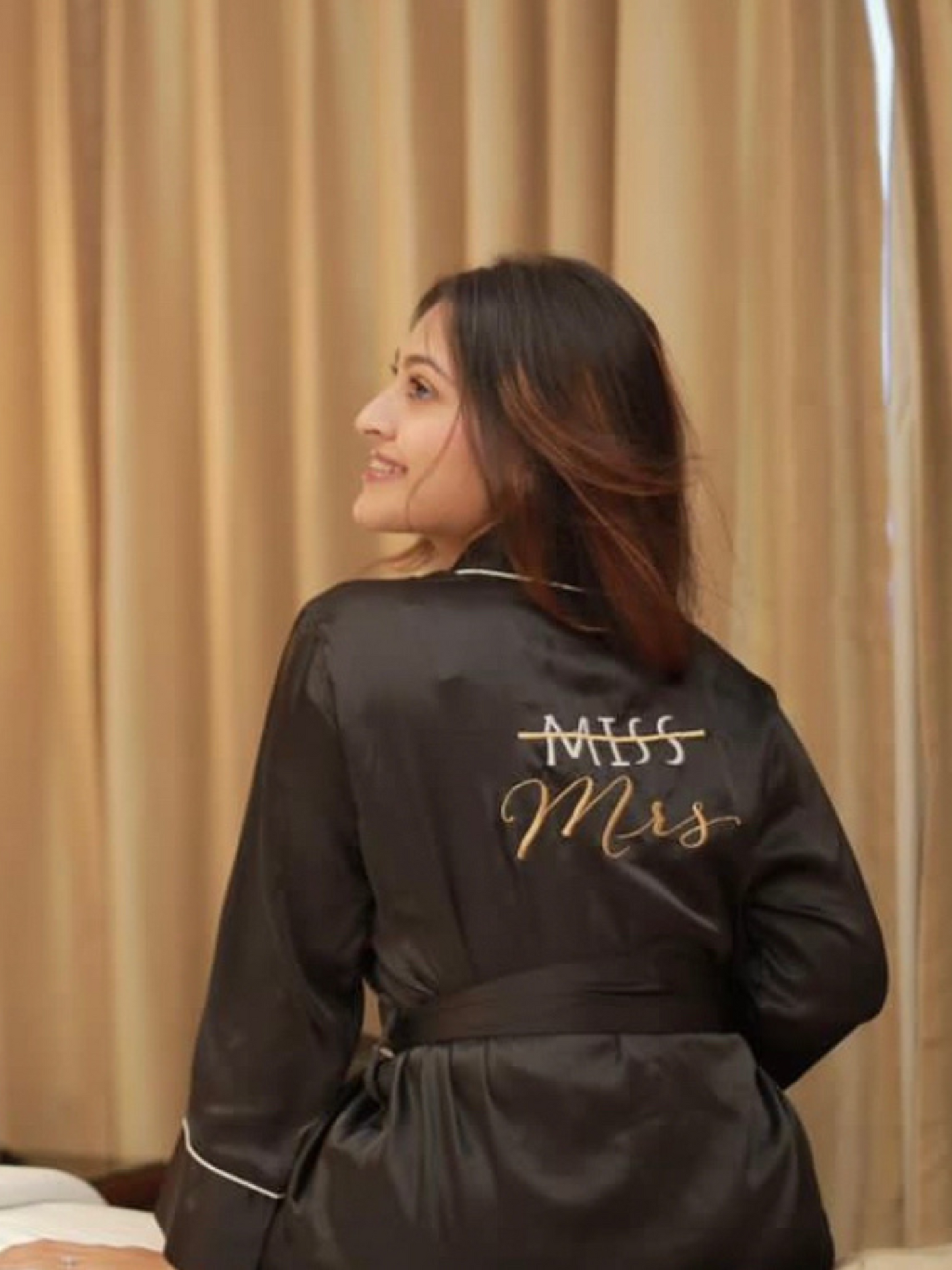 Coco jet black Robe set with 'MISS TO MRS'