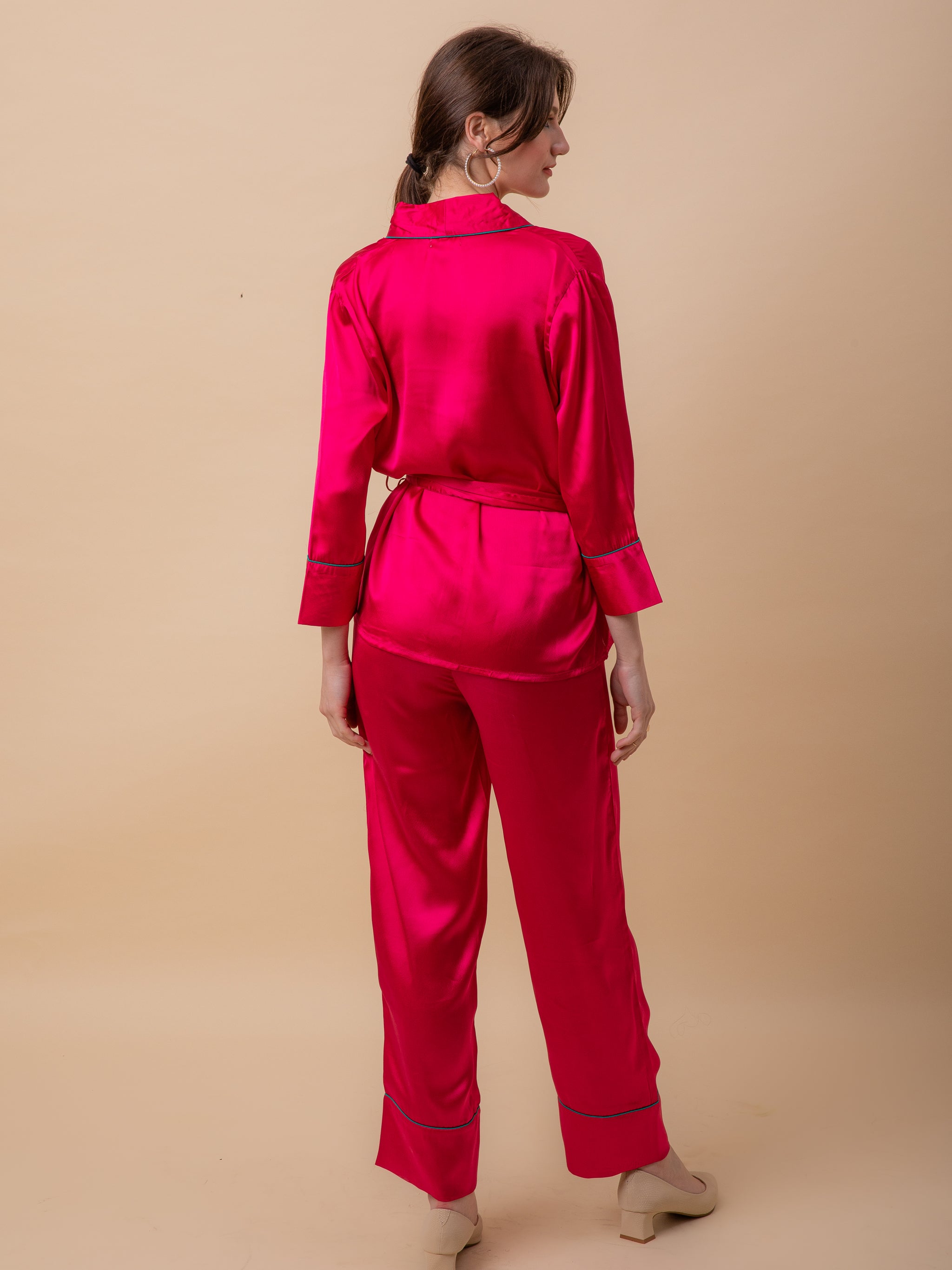 Luxe Satin Pink Robe Set with Contrast Piping – Ezme Studio